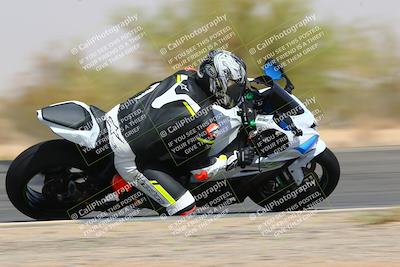 media/Mar-28-2022-Superbike Trackdays (Mon) [[b8603d0f67]]/Open Track Time/Turn 3 Inside/